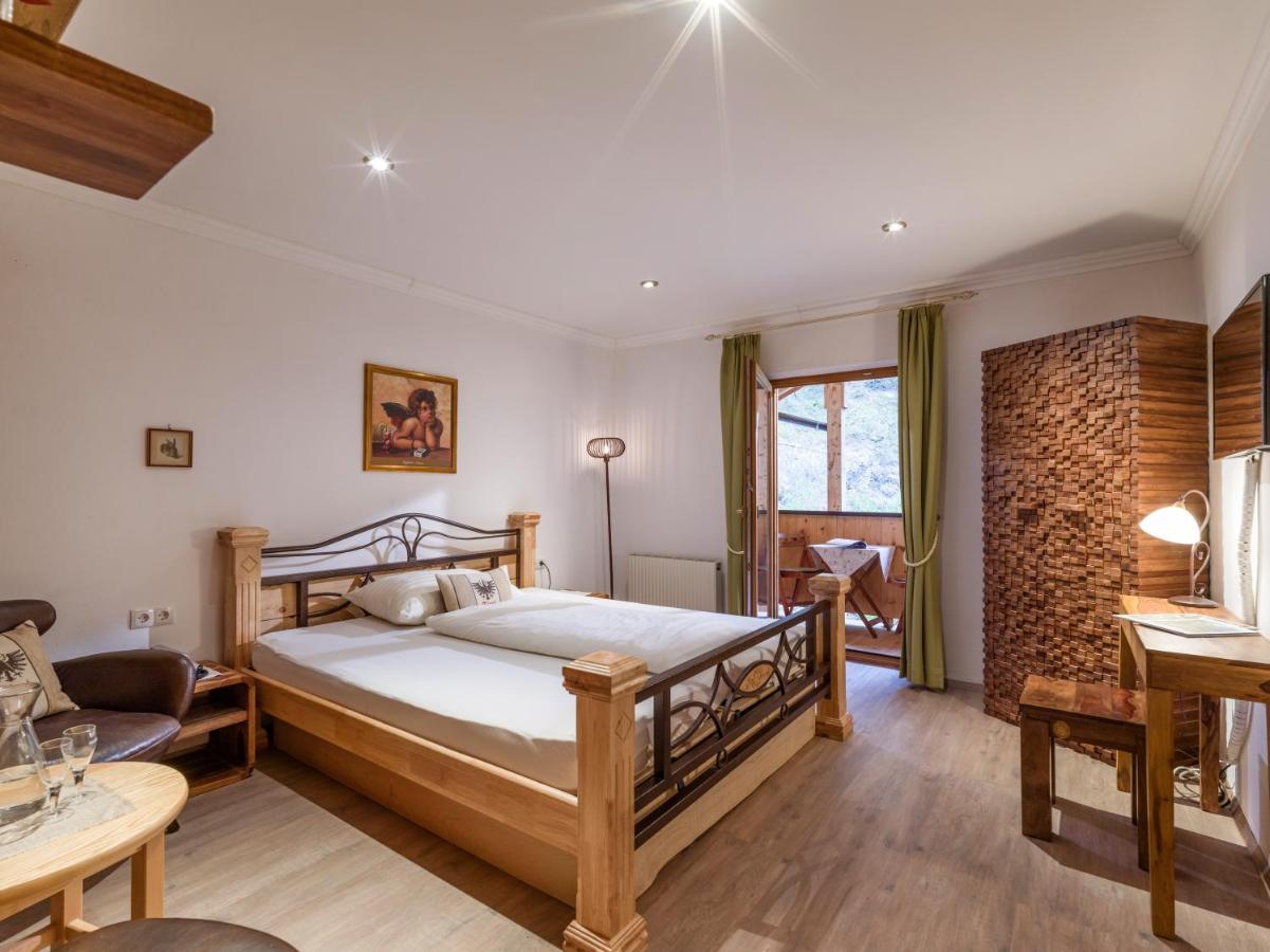 Hotel Gasthof Felsenkeller Kufstein Exteriör bild