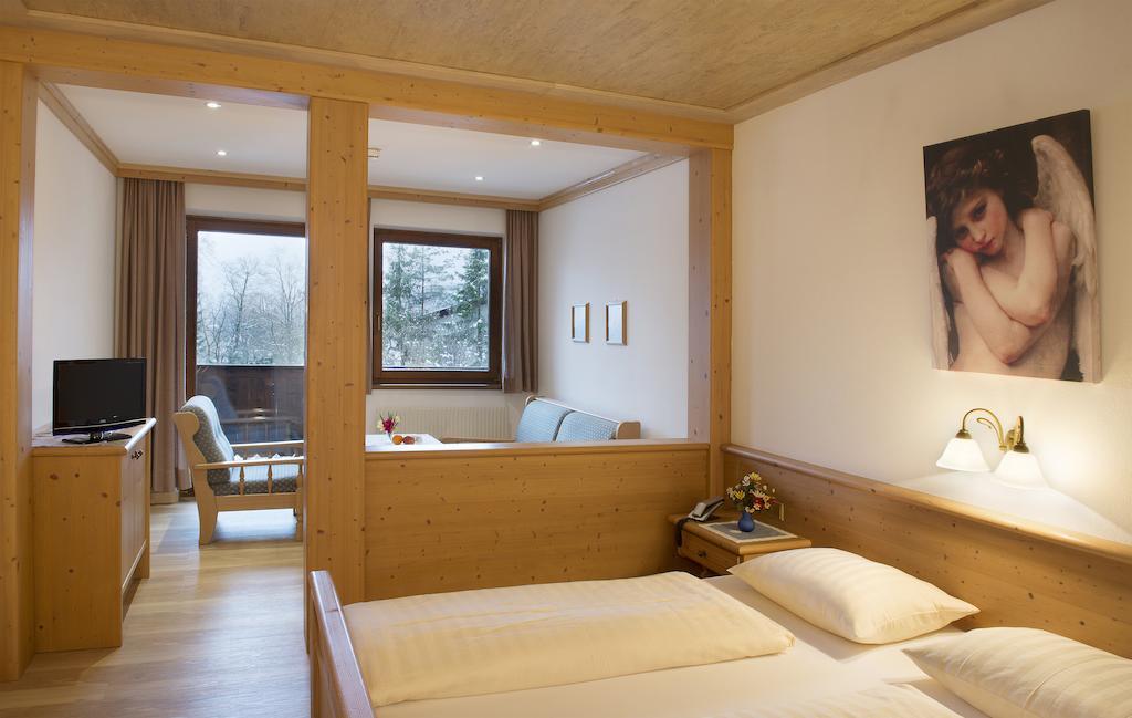 Hotel Gasthof Felsenkeller Kufstein Exteriör bild